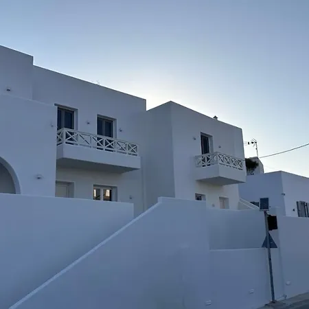 Aristotle Apartamento *