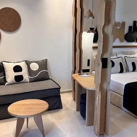 Aristotle Apartamento *