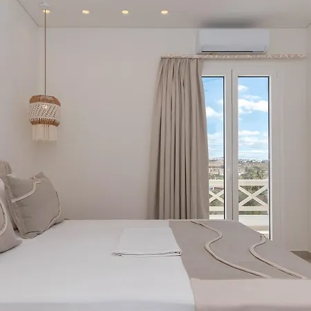 Aristotle Apartamento *