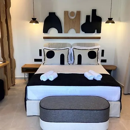 Aristotle * Adamantas