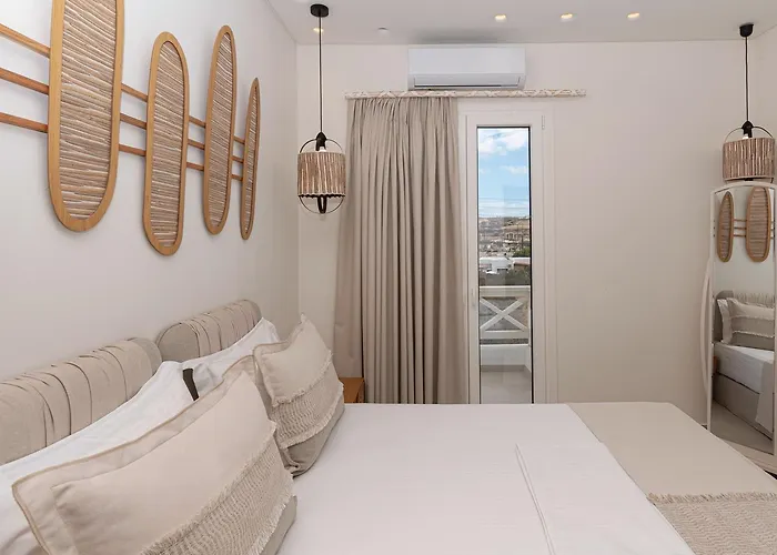 Aristotle * Adamantas (Milos)